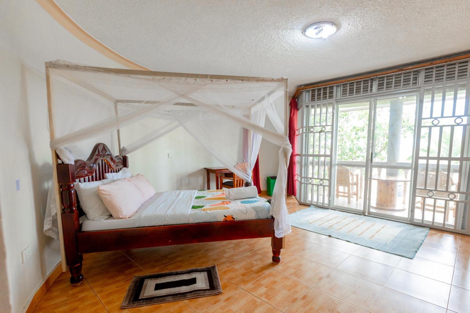 Luxury Acacia Villa With Kampala'S Best View Exterior photo